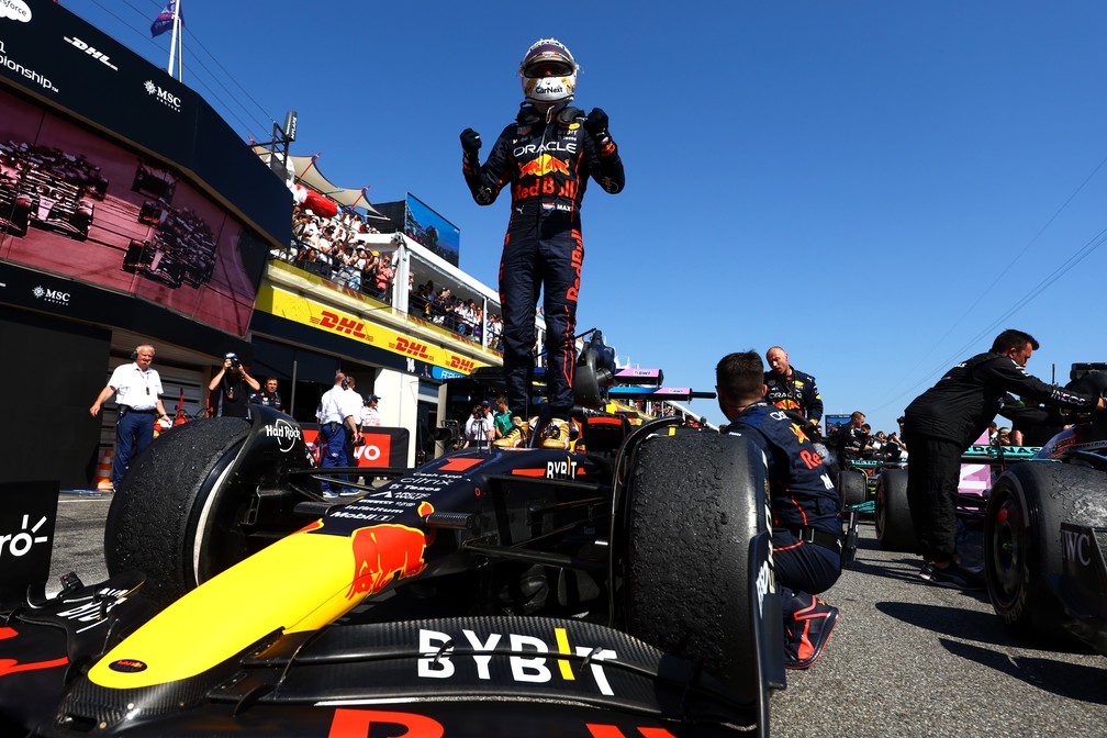 Max Verstappen é bicampeão mundial de Fórmula 1 em 2022