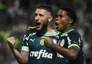 Palmeiras goleia América-MG e fica muito perto de conquistar o Brasileirão