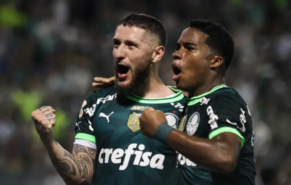 Palmeiras goleia América-MG e fica muito perto de conquistar o Brasileirão