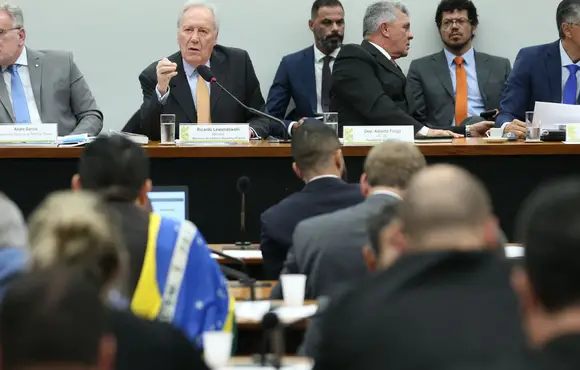 Lula manteve linhas básicas da restrição à saidinha, diz Lewandowski